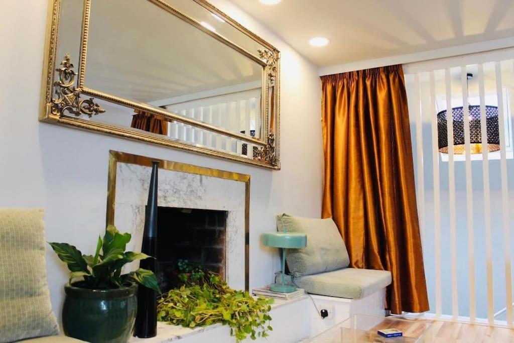 Paris Rooftop Studio At The Residence, Bantry Exteriör bild