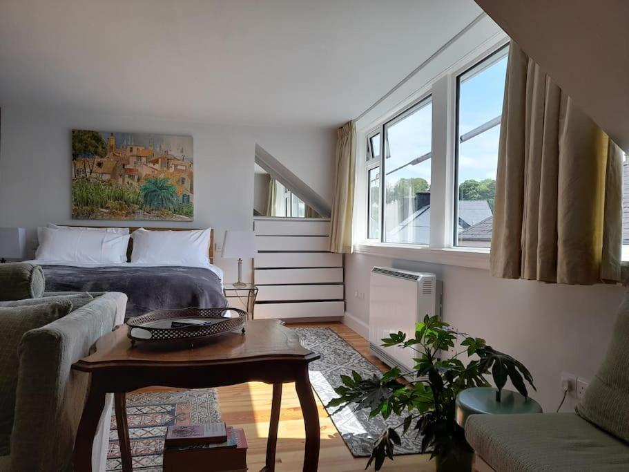 Paris Rooftop Studio At The Residence, Bantry Exteriör bild